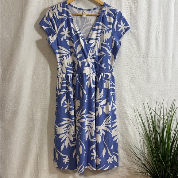 Pact Dresses & Skirts - Pact •Tropical Palm Wedgewood Wrap Blue and White Dress